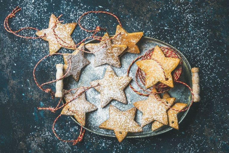 christmas star shaped gingerbread cookies