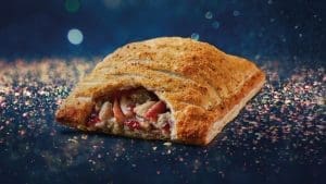 greggs festive bake returns 2020