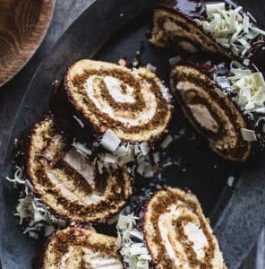 Christmas baking: Great recipes for cakes Tiramisu Swiss Roll