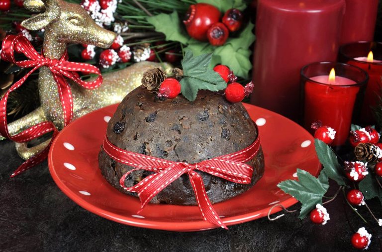 a great christmas pudding recipe for you to enjoy christmas.co .uk 