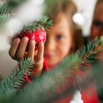 christmas decoration tips the dos and donts christmas.co .uk 1