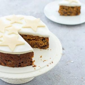 Pic of a last minute emergency Christmas cake recipe christmas.co.uk