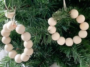 Pic of easy Christmas craft to make scandi wooden beads