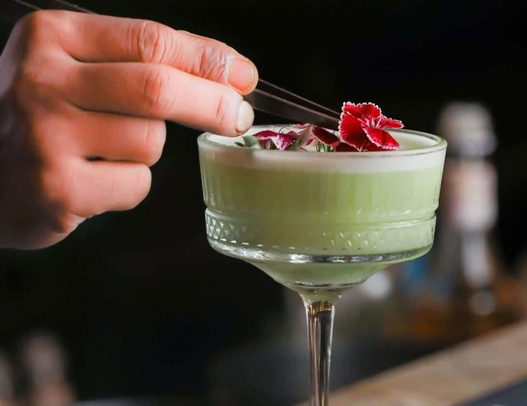 cocktail recipes to enjoy christmas.co .uk main