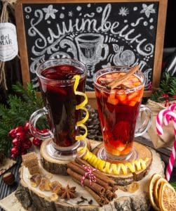 pic of mulled wine in a bar - Mulled wine at Christmas – recipes and history
