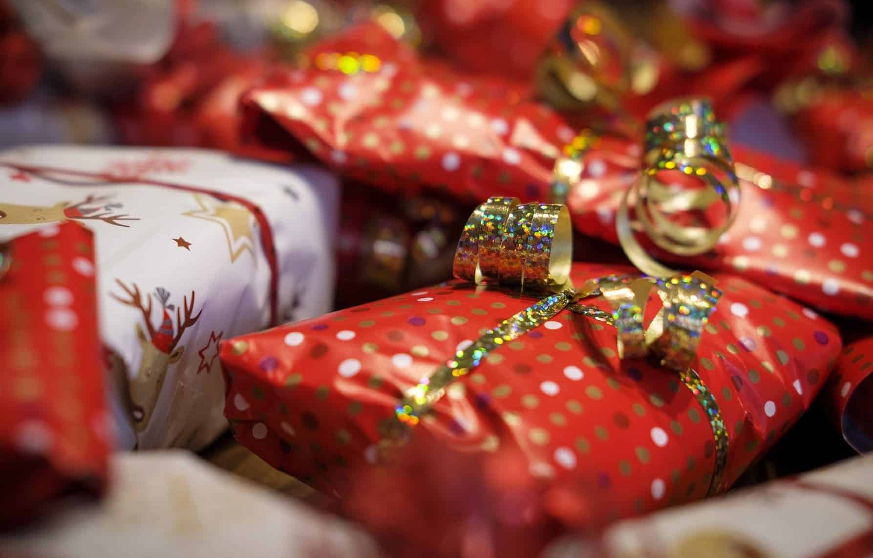 your ultimate guide to christmas eve christmas.co .uk 2