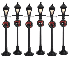 Lemax Caddington Village authentic village scene Gas lantern street lamp christmas.co.uk