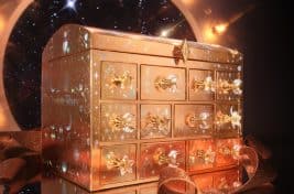 Charlotte Tilbury Beauty Advent Calendar for 2025 is a fantastic creation